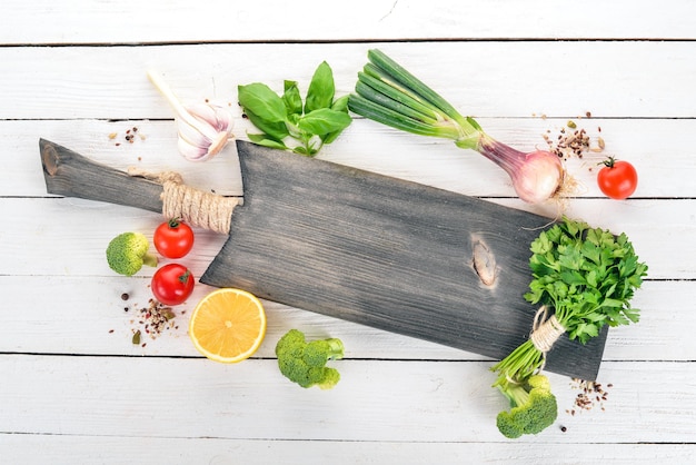 čerstvé suroviny na doske